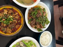 -曾氏肥肠馆(凯瑞雅居店)