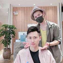 -Mentor Hair Salon