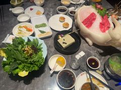 -德天肥牛海鲜火锅(城西银泰店)