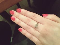 -威德钻石-克拉钻大本营(南京东路店)