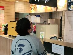 -麦当劳(虹梅路地铁站店)