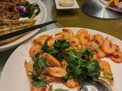 -榕树下海鲜馆(坪山路店)