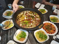 -老船舫·现做活鲜鱼馆(东郊记忆店)