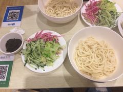 -黑八私房老北京炸酱面