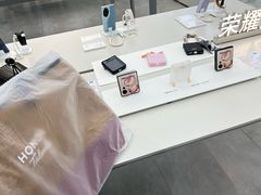 -荣耀授权体验店(双井富力店)