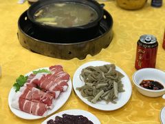-濠轩阁特色生蚝火锅(水湾路店)