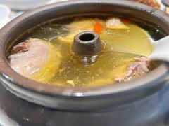 -云海肴·汽锅鸡·云南菜(天山百盛优客店)