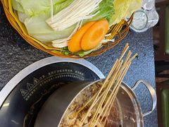 毛肚锅-老何太太鹤岗小串·团建聚餐(龙华店)