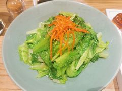 -山楂树融合菜餐厅