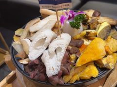 -一朵菌·野生菌探索家火锅(南亚店)