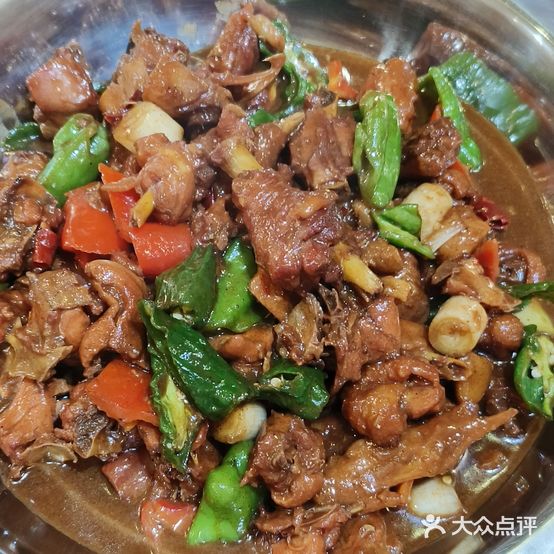 地锅炖鸡(济宁市邮电局宿舍店)