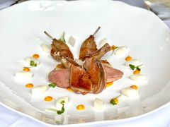 烟熏乳鸽配胡萝卜和亚洲梨-Jean Georges