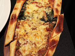 四季皮塔饼-Efes Turkish & Mediterranean Cuisine 艾菲斯餐厅(陆家嘴店)