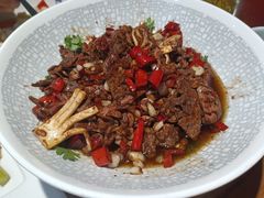 -黄泥岗·地道湖北菜(奥特莱斯店)