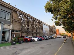 -半岛公馆(淞兴西路店)