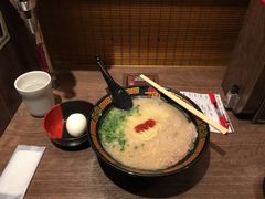 -一兰拉面(新宿中央东口店)