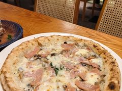 黑松露菌菇pizza-Pizzeria da Nicola·火炉披萨(中大国际店)