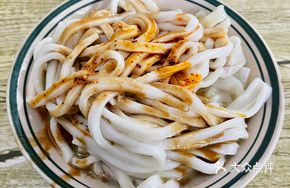 Mixed Rice Noodles and Cold Tofu