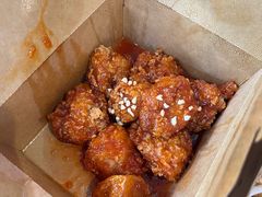 炸鸡一半一半-富乐满韩国正宗炸鸡韩国料理(虹泉路店)