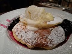 -Pancakes on the rocks(Darling Harbour)