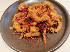 -阿瓦山寨·湘菜现炒·剁椒鱼头王(咸阳总店)