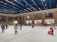 -冠军冰场(环球中心店)