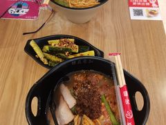 -桂在香知桂林米粉(南岗松雷店)