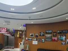 -雅悦齿科(顾村公园店)