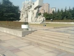 -上海市龙华烈士陵园