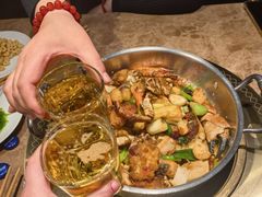 -七欣天香辣蟹火锅(上海银亿滨江店)