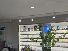 -视野联行眼镜蔡司·依视路官方授权店(顺城店)