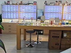 -天空之镜眼镜店蔡司依视路配镜授权零售店(望京颐堤港店)