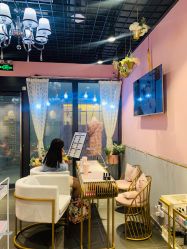 -花系美·美甲美睫精品店