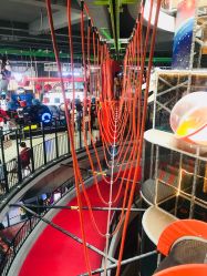 -嗨翻Hi-Fun竞技主题乐园·蹦床团建生日聚会(五棵松华熙店)