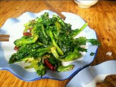 回锅牛肉，炒油菜头-清真.回香园(南街店)