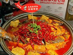 -辣尚瘾·烤鱼·新川菜(牡丹园直营店)