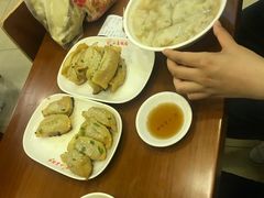 -小姜锅贴(凤凰街店)