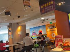 -麦当劳(中山大道中店)