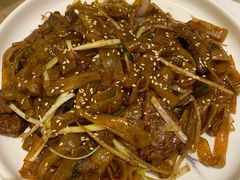 炒牛河-尚一汤 广东炖汤(金桥国际店)