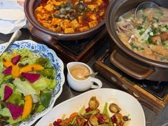 -五谷丰登农家院·地道胶东菜·海鲜烧烤(威海店)
