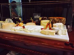 -La Villa French Restaurant