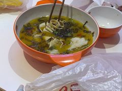 -小六鱼你.下饭酸菜鱼(益田假日广场店)