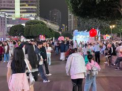 -观音桥步行街