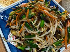 迎春六合菜-满园烤鸭·春饼(抚顺万达店)