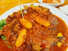 -喇喇排骨火锅·传统韩式脊骨汤(望京西园总店)