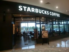 -星巴克臻选(盐城金鹰聚龙湖店)