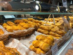 -胖东来生活广场(健康路店)