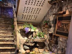 -老牌坊云南鱼豆花火锅(爱建店)