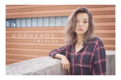 -God Hands发型设计复古会所