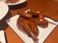 红烧乳鸽-杭州JW万豪酒店-万豪中餐厅